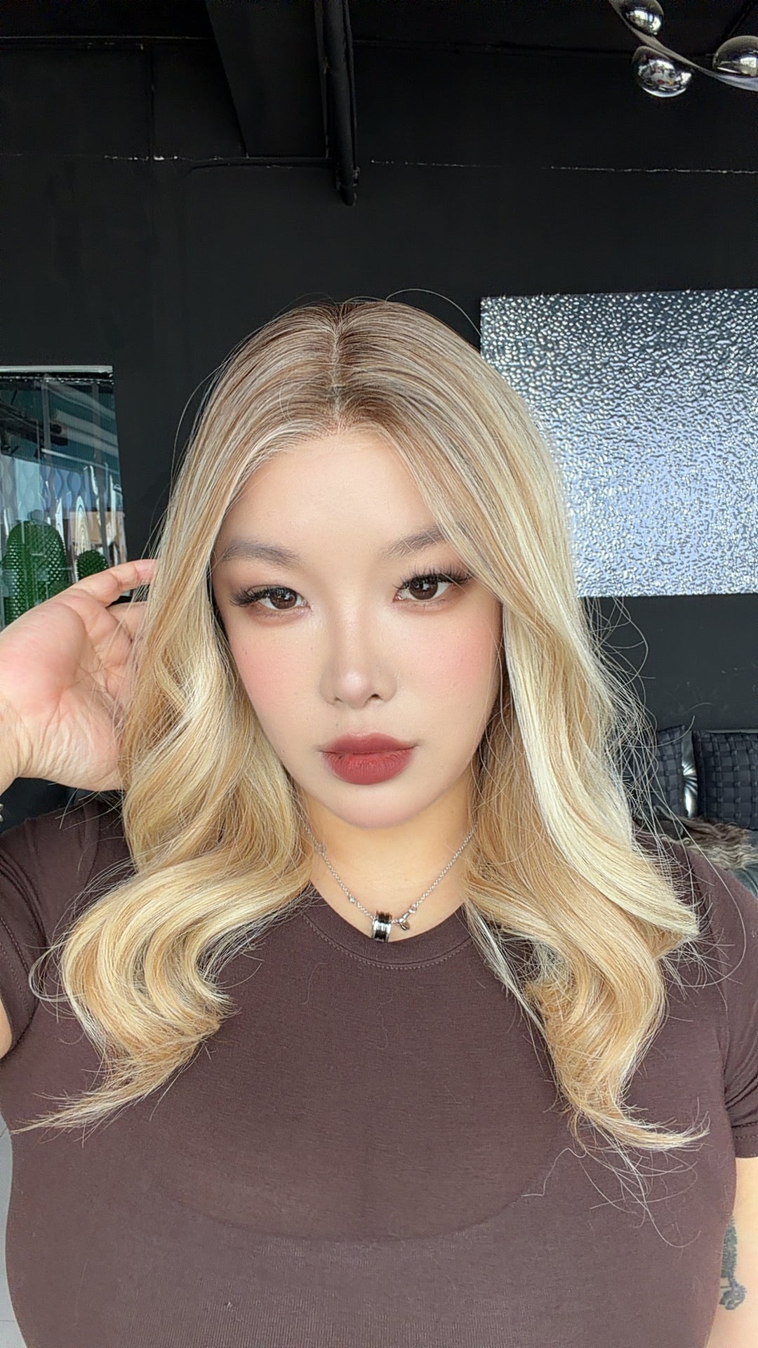 JBEXTENSION BRIDGETTE MONO Monofilament Handmade Wig 6X5 Full Monofilament Hand Tied Top Wig 16 Inches Curly Honey Blonde Mono Lace Wig with Anti-slip Silicone Strips Glueless Wig BRIDGETTE MONO【BENDY EAR TABS】