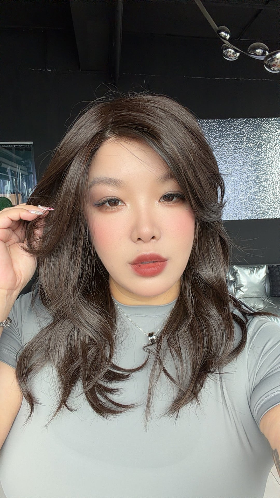 JBEXTENSION ROXY MONO Full Monofilament Handmade Full Lace Full Hand Tied Wig 19 Inches Dark Brown Mono Lace Handmade Futura Fiber Wig with Anti-slip Silicone Strips Glueless Wig ROXY MONO - DARK BROWN【BENDY EAR TABS】