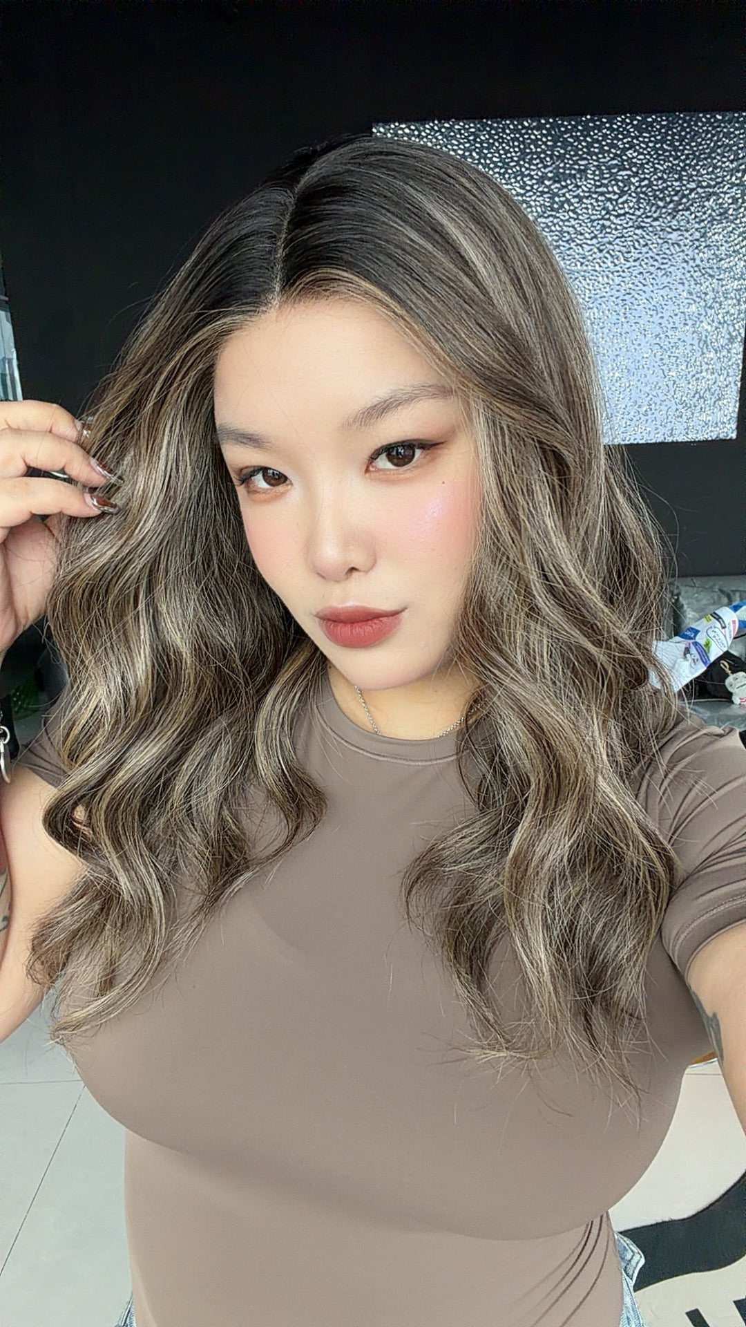 JBEXTENSION SUSIE MONO Monofilament Handmade Wig 6X5 Full Monofilament Hand Tied Top Wig 16 Inches Curly Dark Hazelnut Mono Lace Wig with Anti-slip Silicone Strips Glueless Wig SUSIE MONO【BENDY EAR TABS】