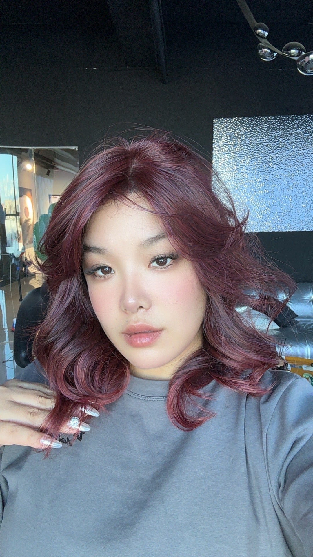 [FINAL SALE] JBEXTENSION VITTORIA MONO Monofilament Handmade Wig 6X5 Full Monofilament Hand Tied Top Wig 16 Inches Dark Red Curly Mono Lace Wig With Anti-slip Silicone Strips Glueless Wig VITTORIA MONO【BENDY EAR TABS】