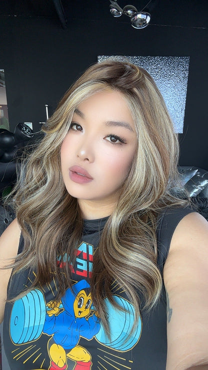 JBEXTENSION IRENE MONO Monofilament Handmade Wig 6X5 Full Monofilament Hand Tied Top Wig 19 Inches Caramel Blonde Highlight Curly Mono Lace Wig With Anti-slip Silicone Strips Glueless Wig IRENE MONO【BENDY EAR TABS】