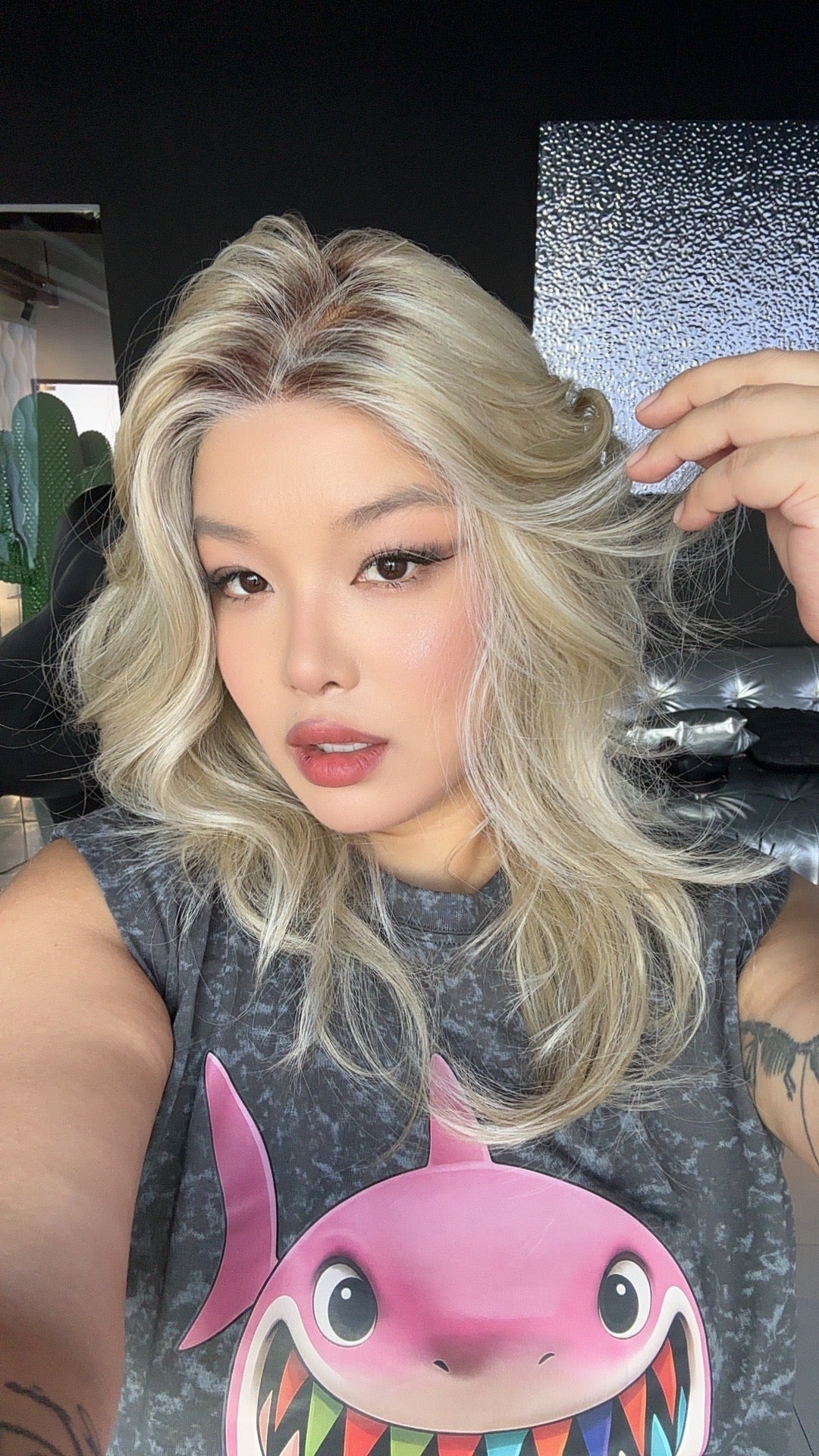 JBEXTENSION APRIL MONO Monofilament Handmade Wig 6X5 Full Monofilament Hand Tied Top Wig 18 Inches Mix Blonde Mono Lace Wig With Anti-slip Silicone Strips Glueless Wig APRIL MONO MIX BLONDE【BENDY EAR TABS】