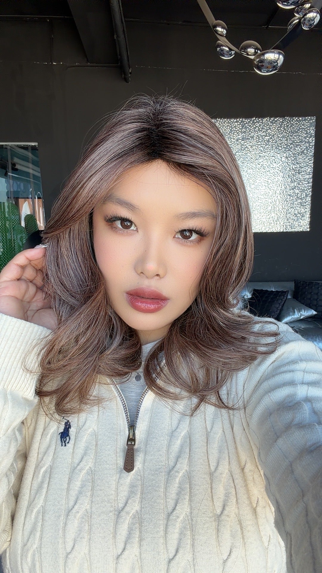 [FINAL SALE] JBEXTENSION 17 Inches Mushroom Brown Curly Women Fashion Full Machine Wig ROZY MUSHROOM BROWN【PLUS PERMATEASE】【BENDY EAR TABS】