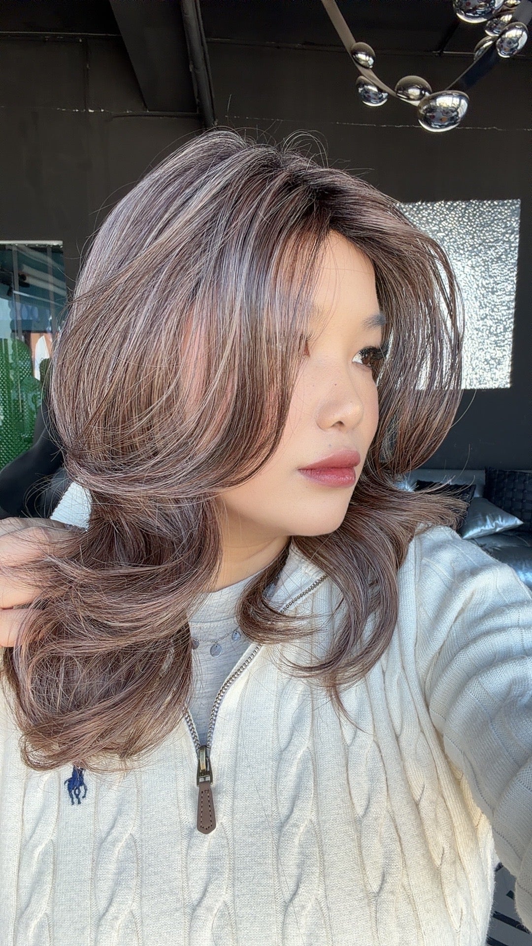 [FINAL SALE] JBEXTENSION 17 Inches Mushroom Brown Curly Women Fashion Full Machine Wig ROZY MUSHROOM BROWN【PLUS PERMATEASE】【BENDY EAR TABS】