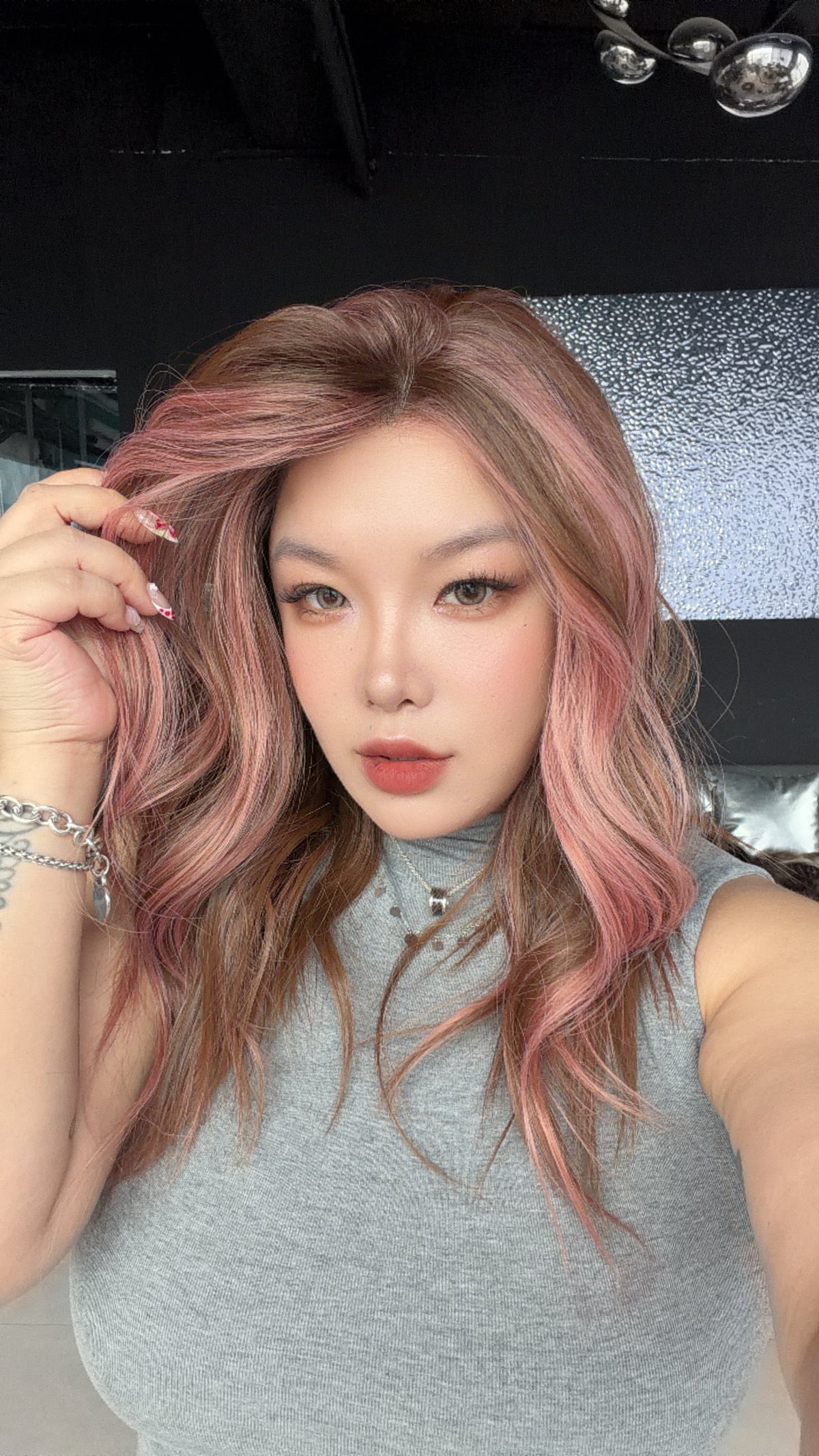 JBEXTENSION 18 Inches Strawberry Truffle Curly Pre-Cut 13X6 Free Part Snowflake Lace Frontlace Glueless Wig DEBBIE PRO - STRAWBERRY TRUFFLE【BENDY EAR TABS】