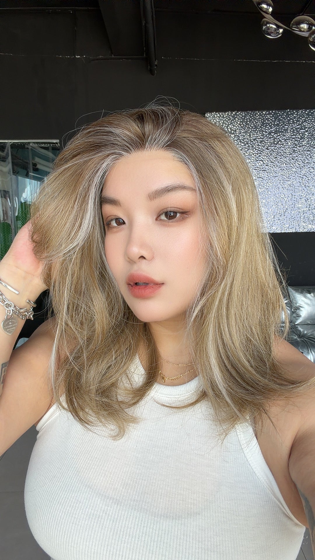 JBEXTENSION STACY MONO Monofilament Handmade Wig 6X5 Full Monofilament Hand Tied Top Wig 18 Inches Dark Mix Blonde Mono Lace Wig with Anti-slip Silicone Strips Glueless Wig STACY MONO - DARK MIX BLONDE【BENDY EAR TABS】
