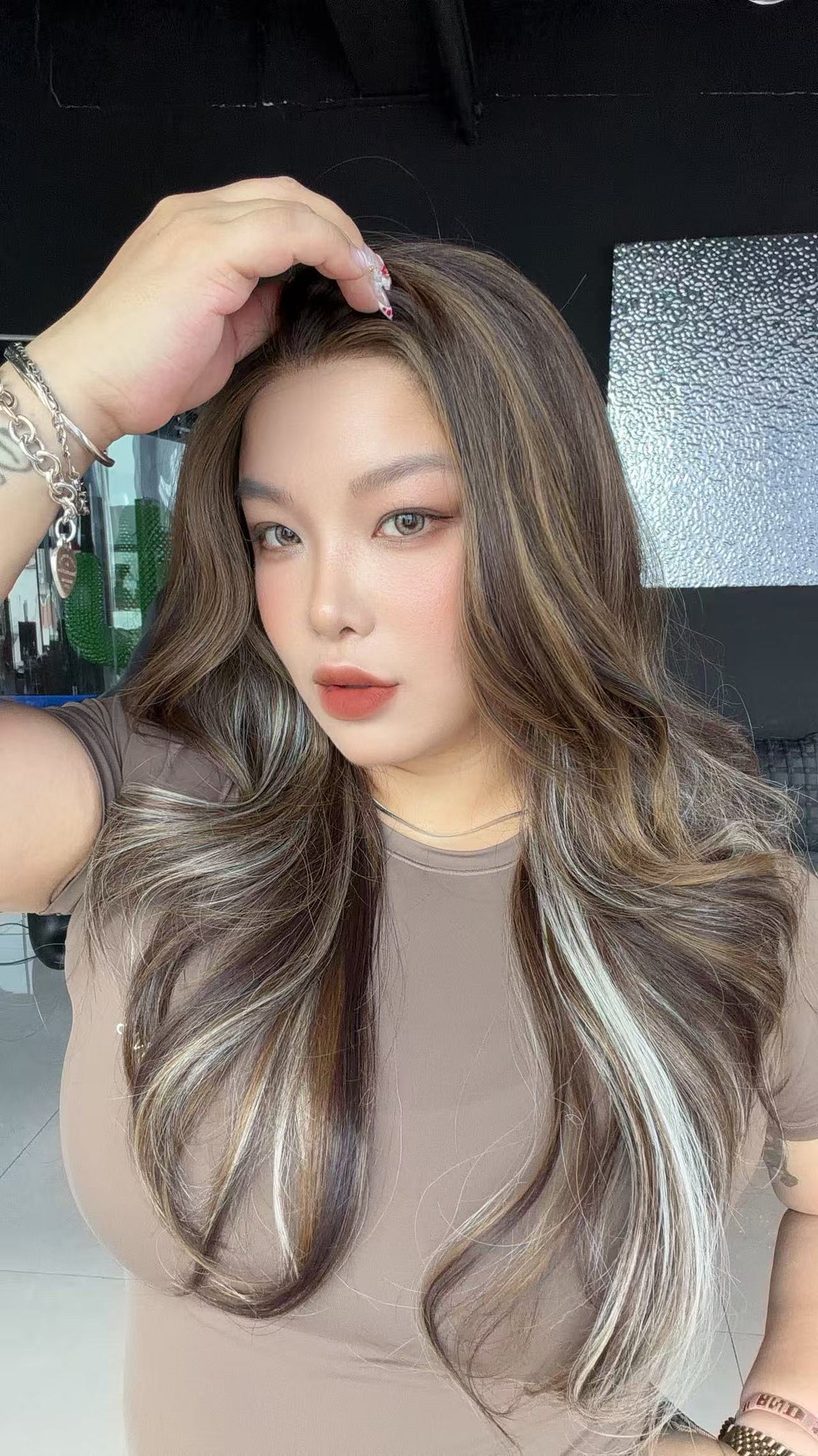 JBEXTENSION 24 Inches Long Curly Caramel Brown Pre-Cut Arc Snowflake Lace Frontlace Glueless Wig ANGELA ARC - CARAMEL BROWN【BENDY EAR TABS】