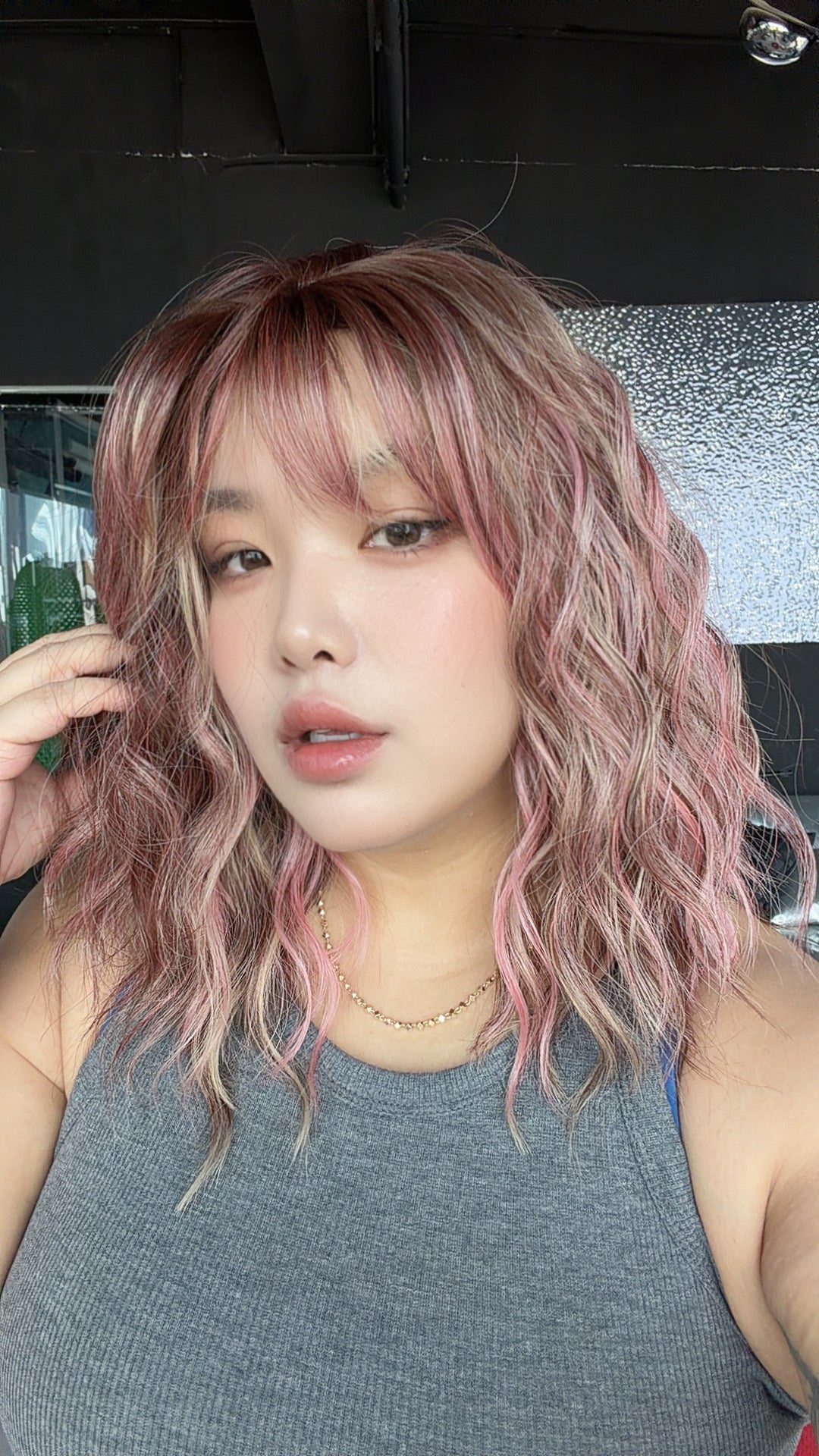 JBEXTENSION 14 Inches Scalpiana Wave Sea-salt Sakura 3.5X4 Hard Silky Top Natural Scalp Effect Wig with Bangs OSSIE SHORT - SEA SALT SAKURA