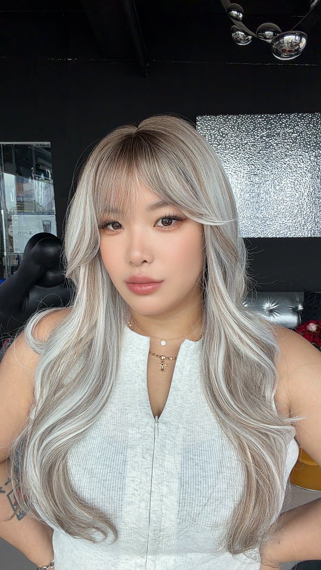JBEXTENSION 25 Inches Long Curly Ash Blonde Wig with Bangs GWEN ASH BLONDE