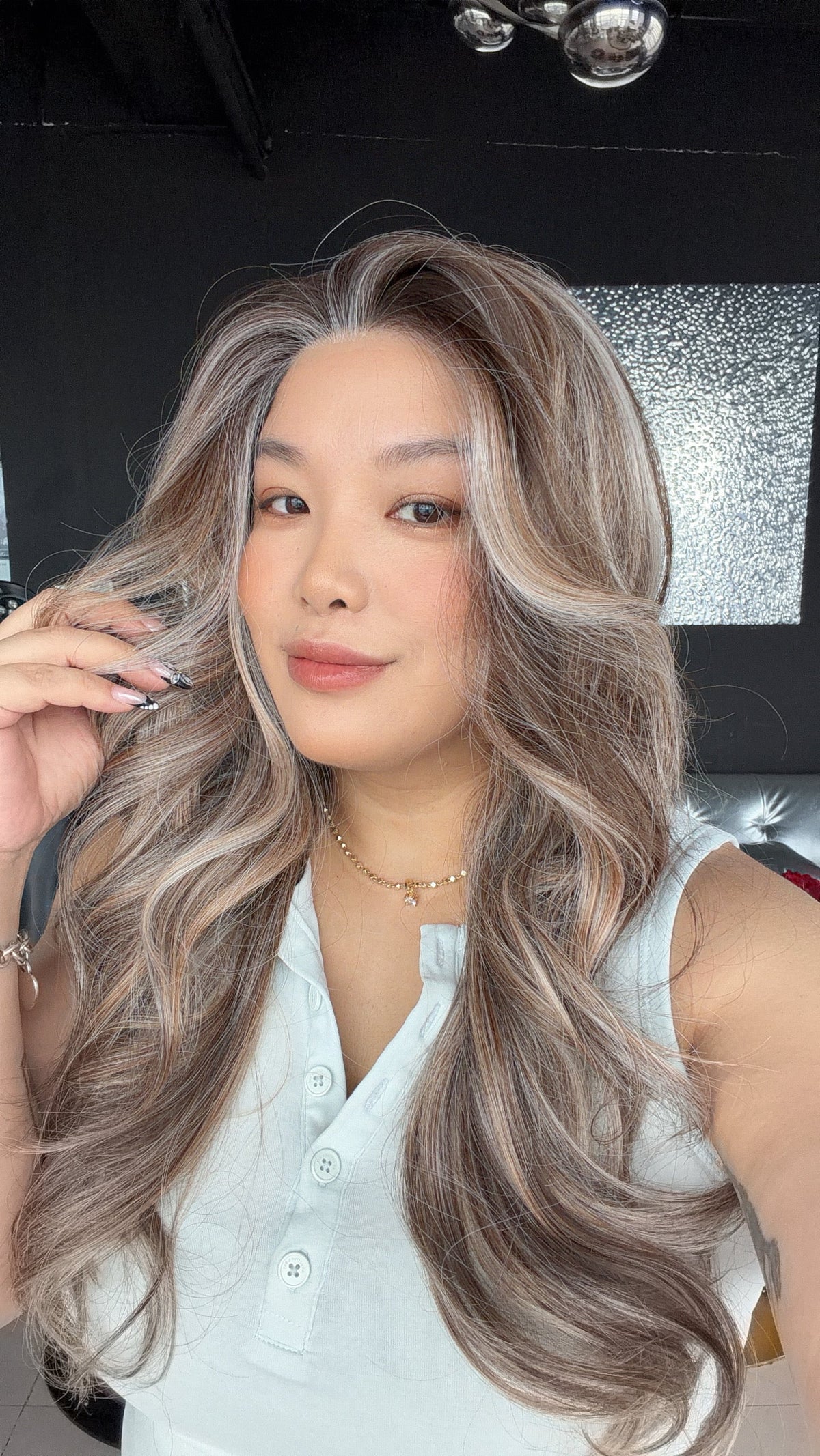 JBEXTENSION 26 Inches Long Curly Vanilla Fudgie Pre-Cut Arc Snowflake Lace Frontlace Glueless Wig EMMIE ARC - VANILLA FUDGIE【BENDY EAR TABS】