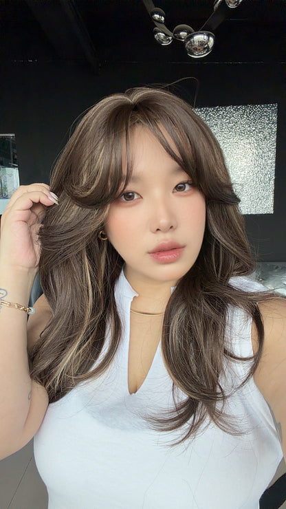 JBEXTENSION 20 Inches Curly Brown Highlight Wig with Bangs BIANCA BROWN HIGHLIGHT