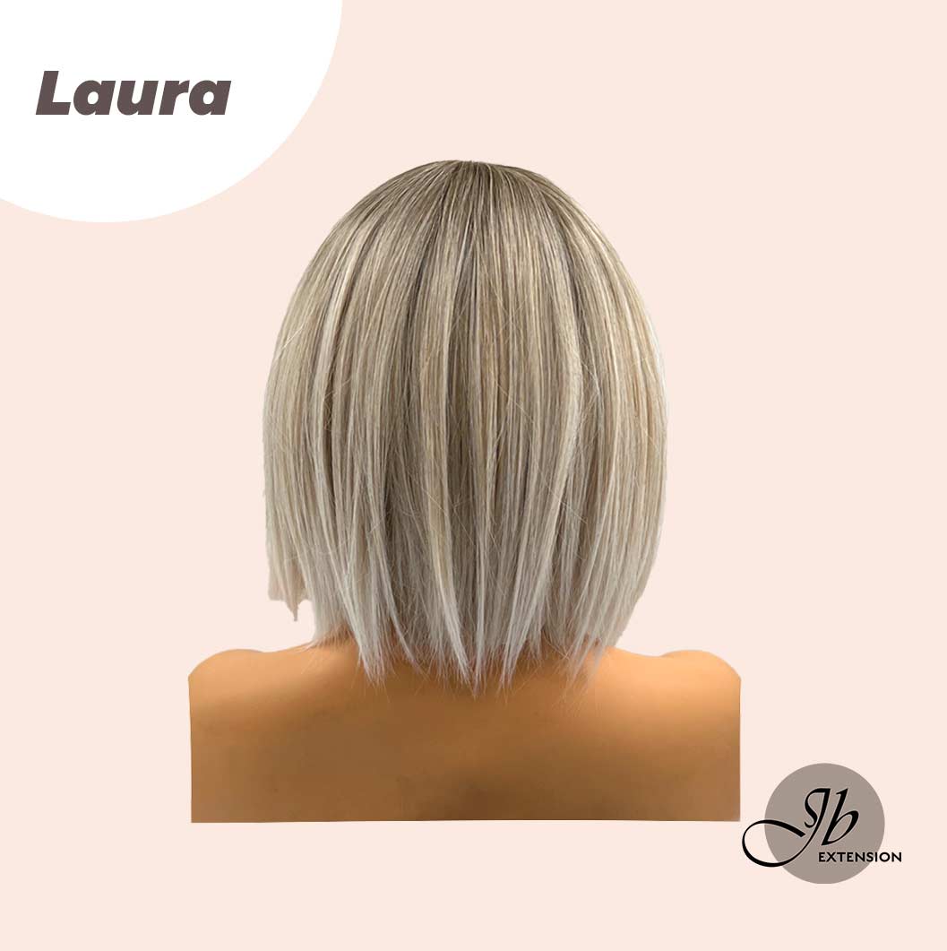 Copy the influnce¡®s look with LAURA BLONDE