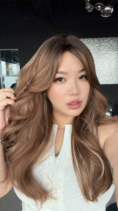 JBEXTENSION 23 Inches Curly Caramel Blonde Highlight Wig with Bangs LUMI CARAMEL BLONDE HIGHLIGHT