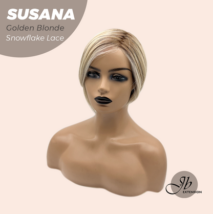 [PRE-ORDER] JBEXTENSION 9 Inches Golden Blonde Pre-Cut Side Part Snowflake Lace Frontlace Glueless Wig SUSANA GOLDEN BLONDE【BENDY EAR TABS】