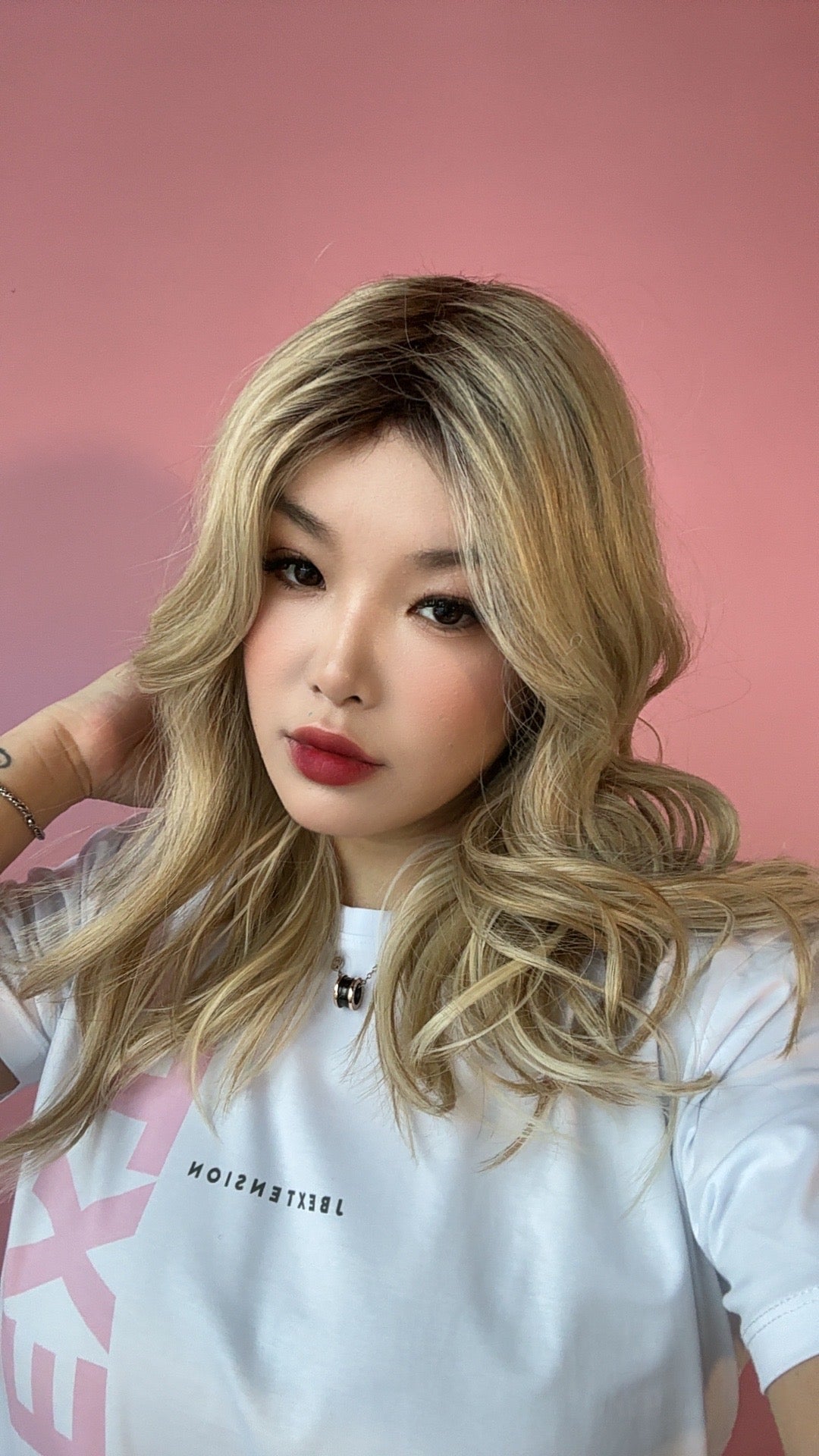 [FINAL SALE] JBEXTENSION 18 Inches Curly Blonde Women Fashion Full Machine Wig LINDSAY【PLUS PERMATEASE】【BENDY EAR TABS】
