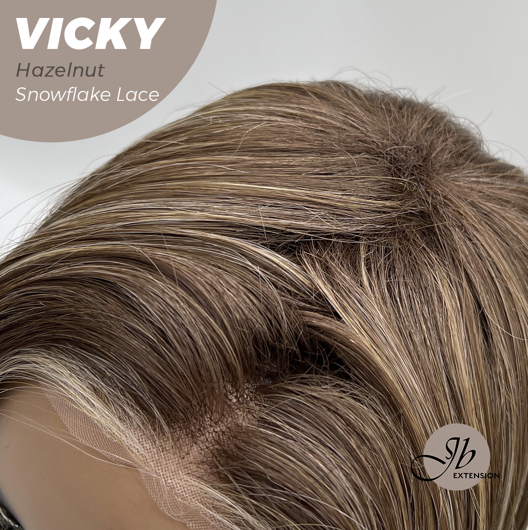 [FINAL SALE] JBEXTENSION 20 Inches Hazelnut Pre-Cut Snowflake Lace Frontlace Glueless Wig VICKY HAZELNUT【PERMATEASE】【BENDY EAR TABS】- S/M
