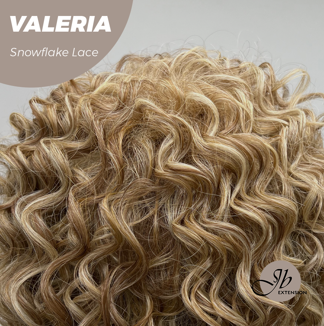 [FINAL SALE] JBEXTENSION 18 Inches Deep Curly Raw Sugar Blonde Pre-Cut Snowflake Lace Frontlace Glueless Wig VALERIA【PERMATEASE】【BENDY EAR TABS】