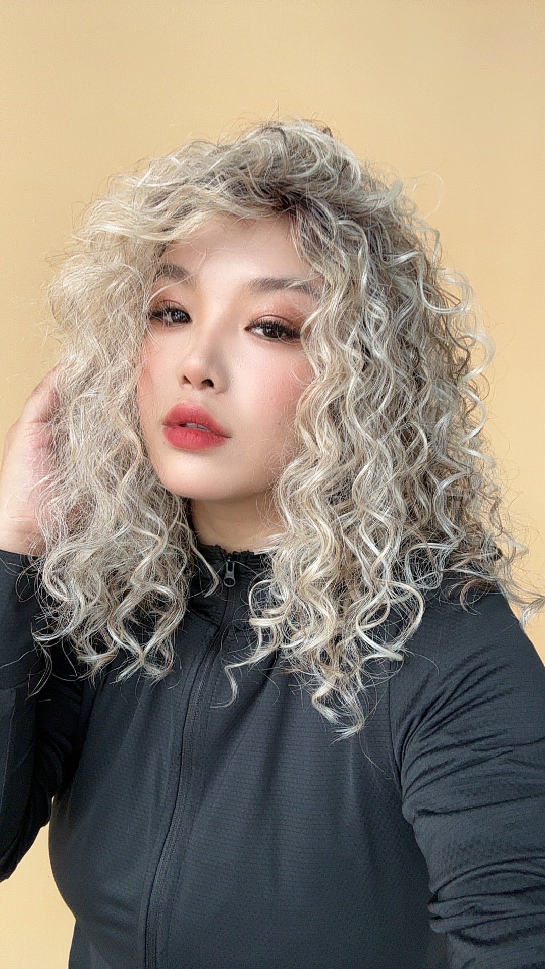 [FINAL SALE] JBEXTENSION 14 Inches Extra Curly Blonde with Brown Highlight Wig Women Fashion Full Machine Wig YVETTE【PLUS PERMATEASE】【BENDY EAR TABS】